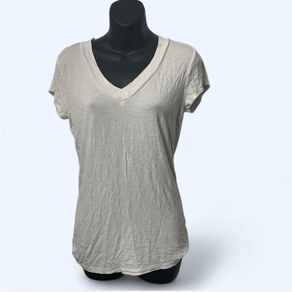 Merona Women's Short Sleeve Cream Tee - Picture 1 of 2